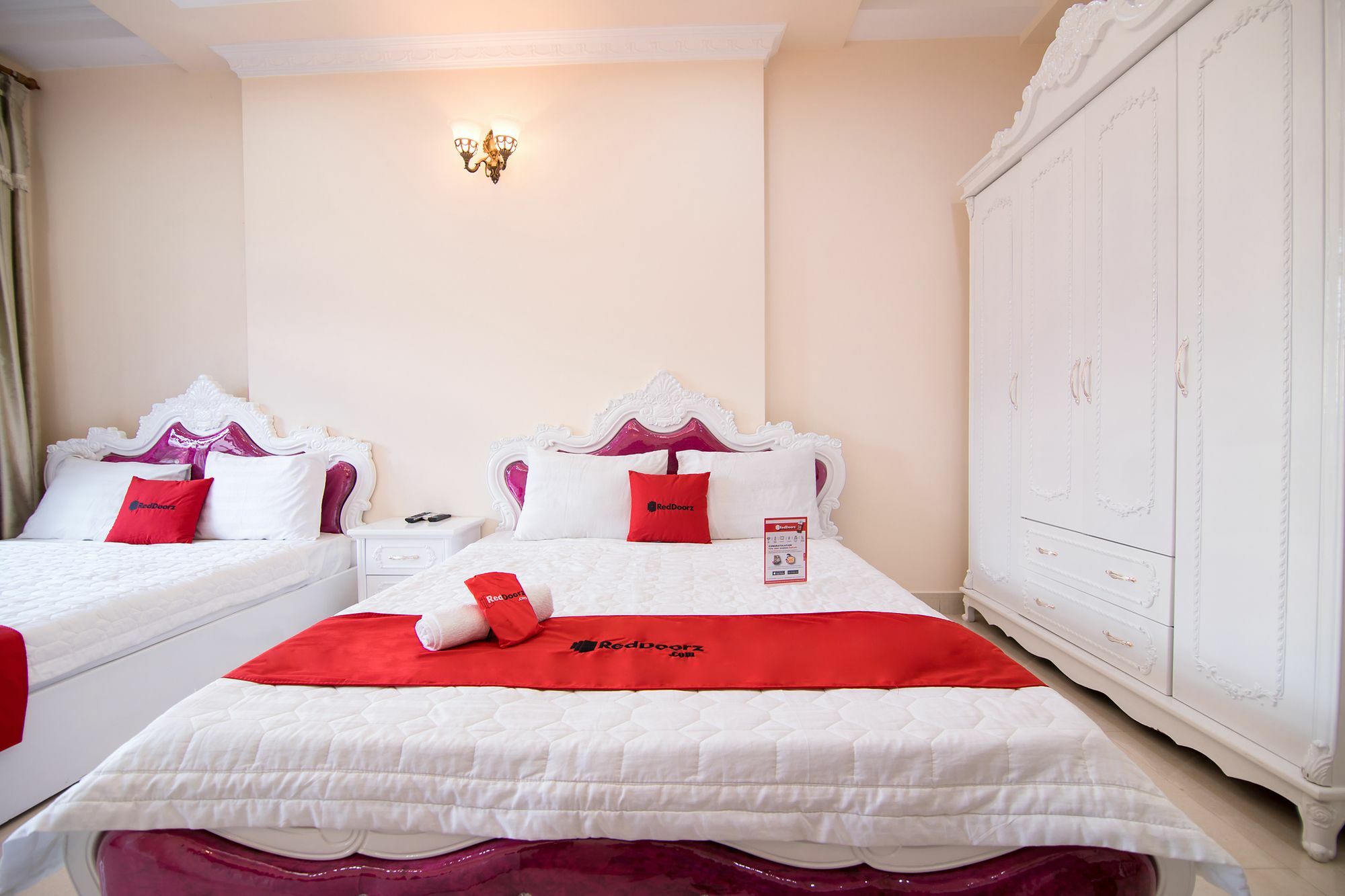 Reddoorz Near Pico Plaza Cong Hoa Hotel โฮจิมินห์ซิตี้ ภายนอก รูปภาพ